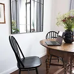Premium 2-level On Rhine, Great Location 公寓 杜伊斯堡
