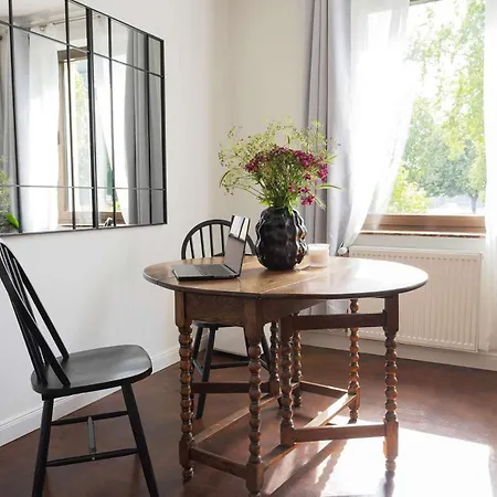 Premium 2-level On Rhine, Great Location Duisburg