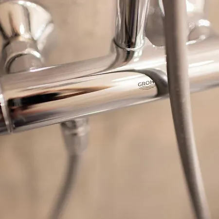 Premium 2-level On Rhine, Great Location *