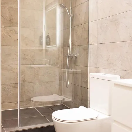 Premium 2-level On Rhine, Great Location * דיסבורג