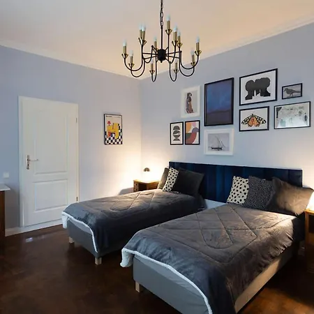 Premium 2-level On Rhine, Great Location Duisburg