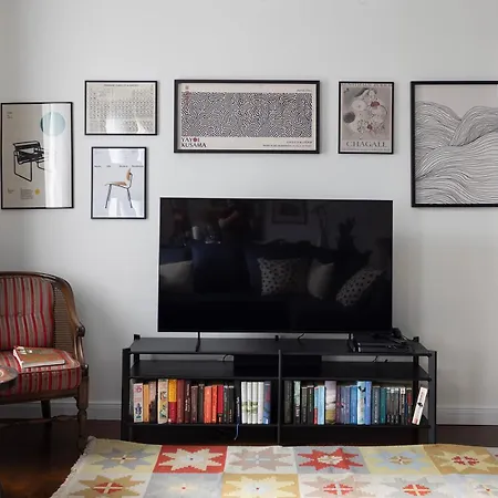 Premium 2-level On Rhine, Great Location דירה