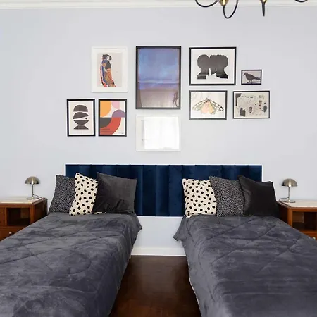 Premium 2-level On Rhine, Great Location Apartamento