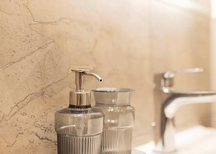 Premium 2-level On Rhine, Great Location 公寓