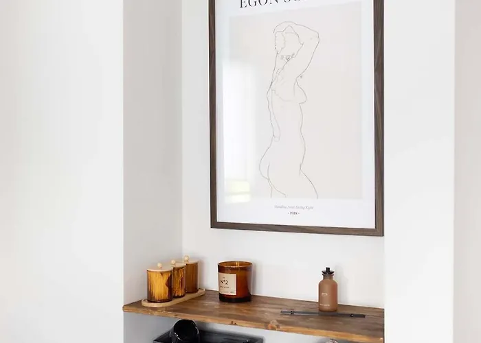 Premium 2-level On Rhine, Great Location