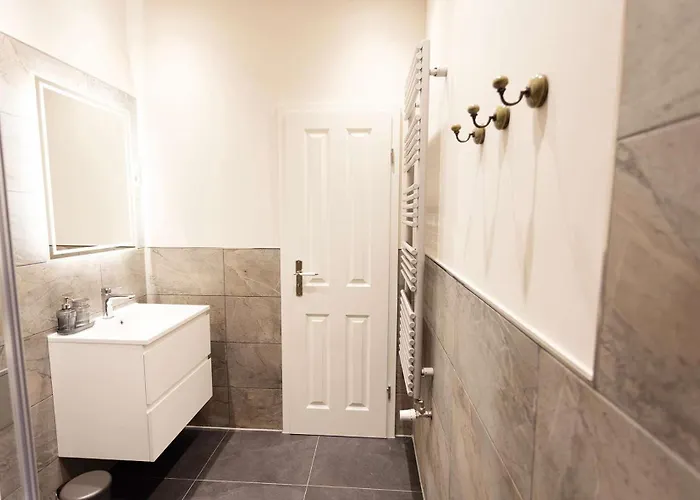 公寓 Premium 2-level On Rhine, Great Location *