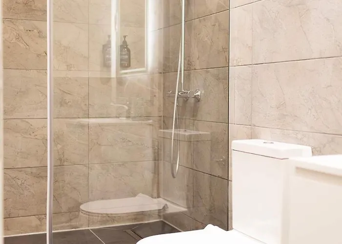 Premium 2-level On Rhine, Great Location * 杜伊斯堡