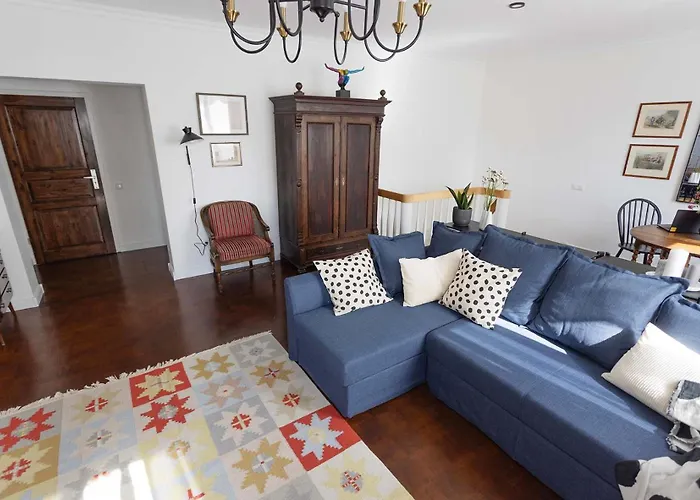 Premium 2-level On Rhine, Great Location