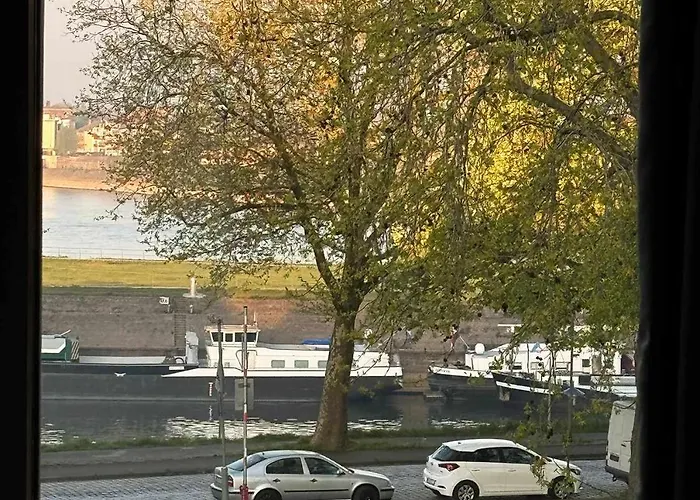 公寓 Premium 2-level On Rhine, Great Location 杜伊斯堡